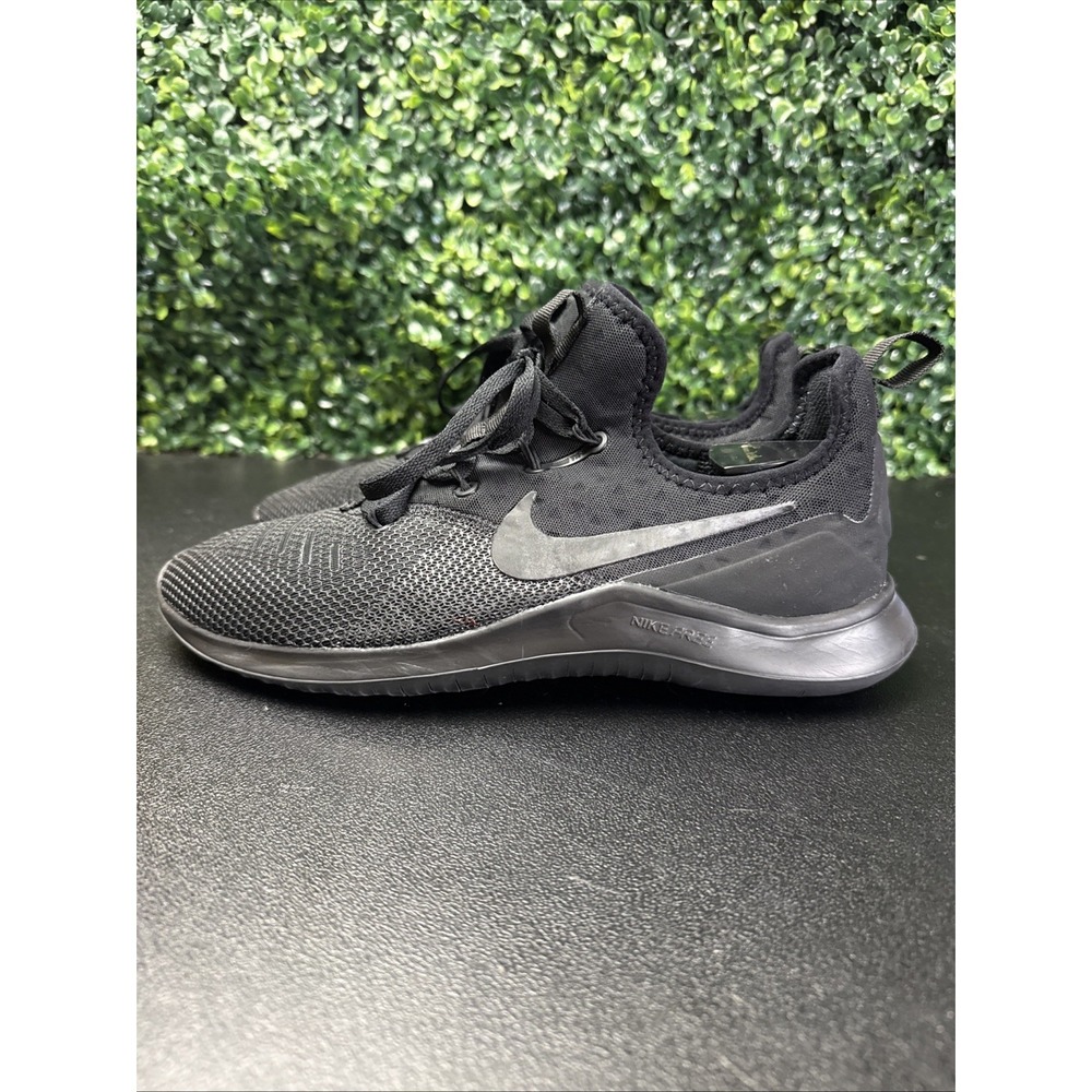 Nike Free TR 8 Training Shoes Womens Size 9 Triple Black Sneakers 942888-002